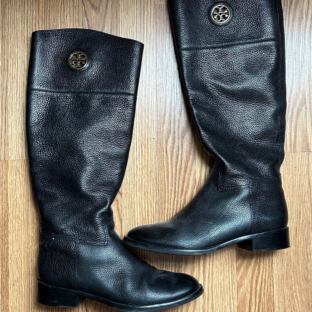 Tory Burch Boot